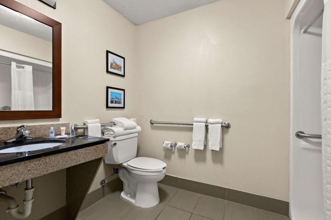 Comfort Suites Нэшвилл Экстерьер фото