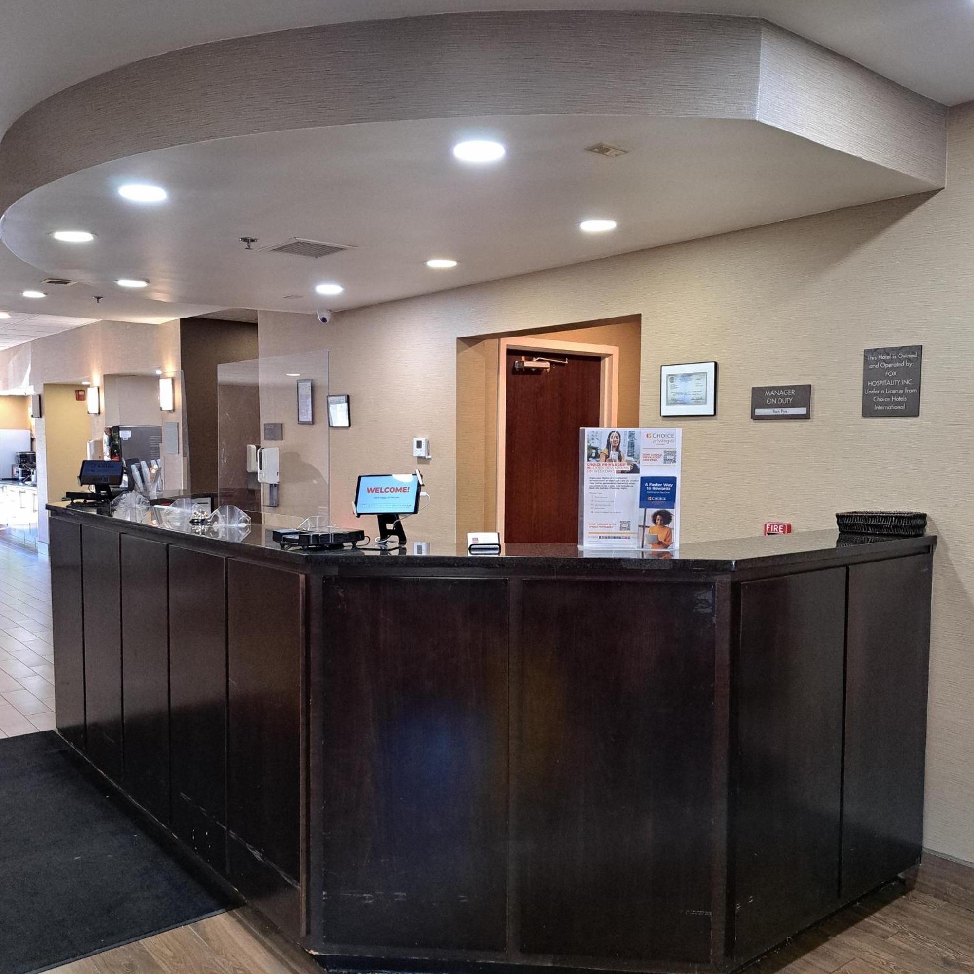 Comfort Suites Нэшвилл Экстерьер фото