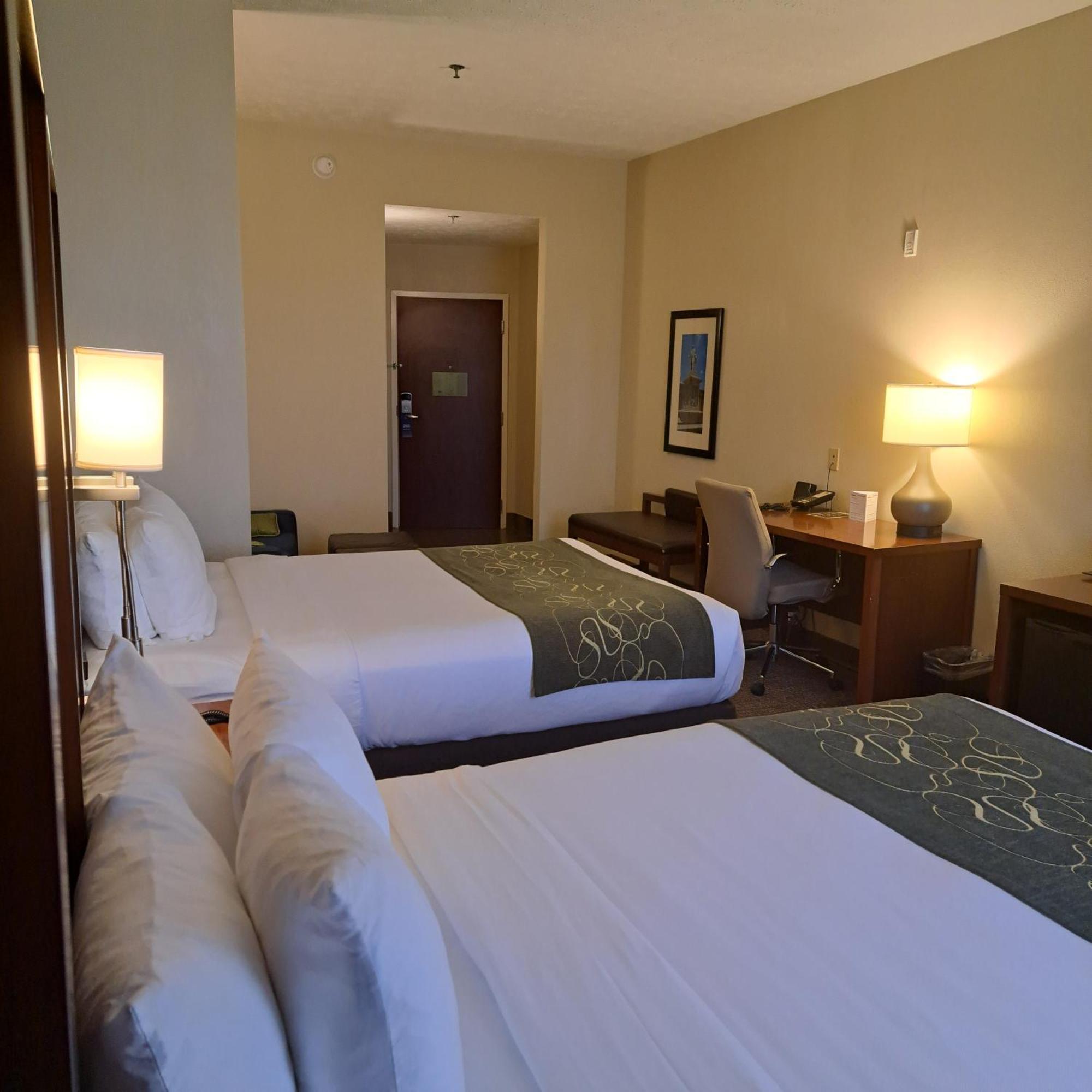 Comfort Suites Нэшвилл Экстерьер фото